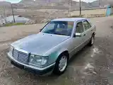 Mercedes-Benz W124, 1992-2