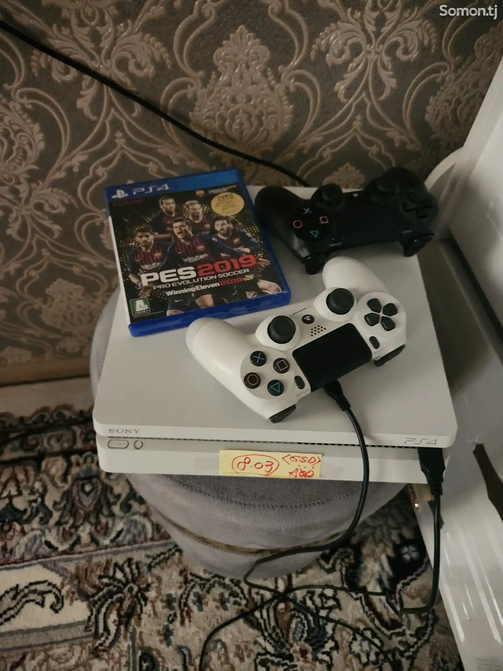 Игровая приставка Sony PlayStation 4 slim-2