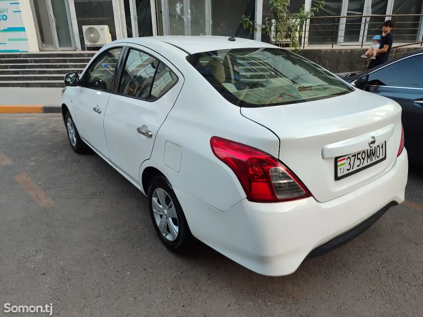 Nissan Sunny, 2016-3