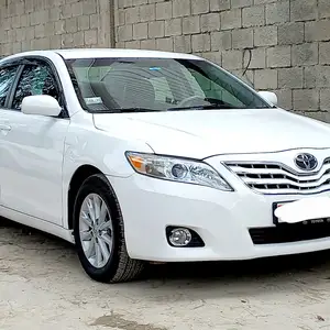 Toyota Camry, 2011