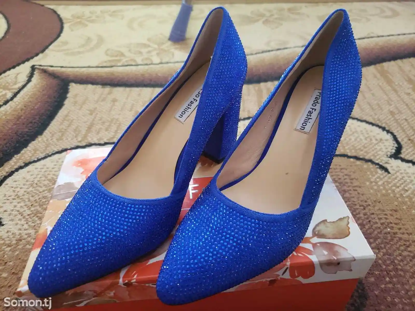 Туфли синие со стразами-3