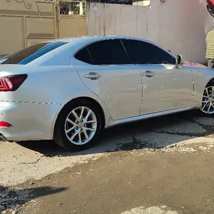 Lexus IS series, 2008