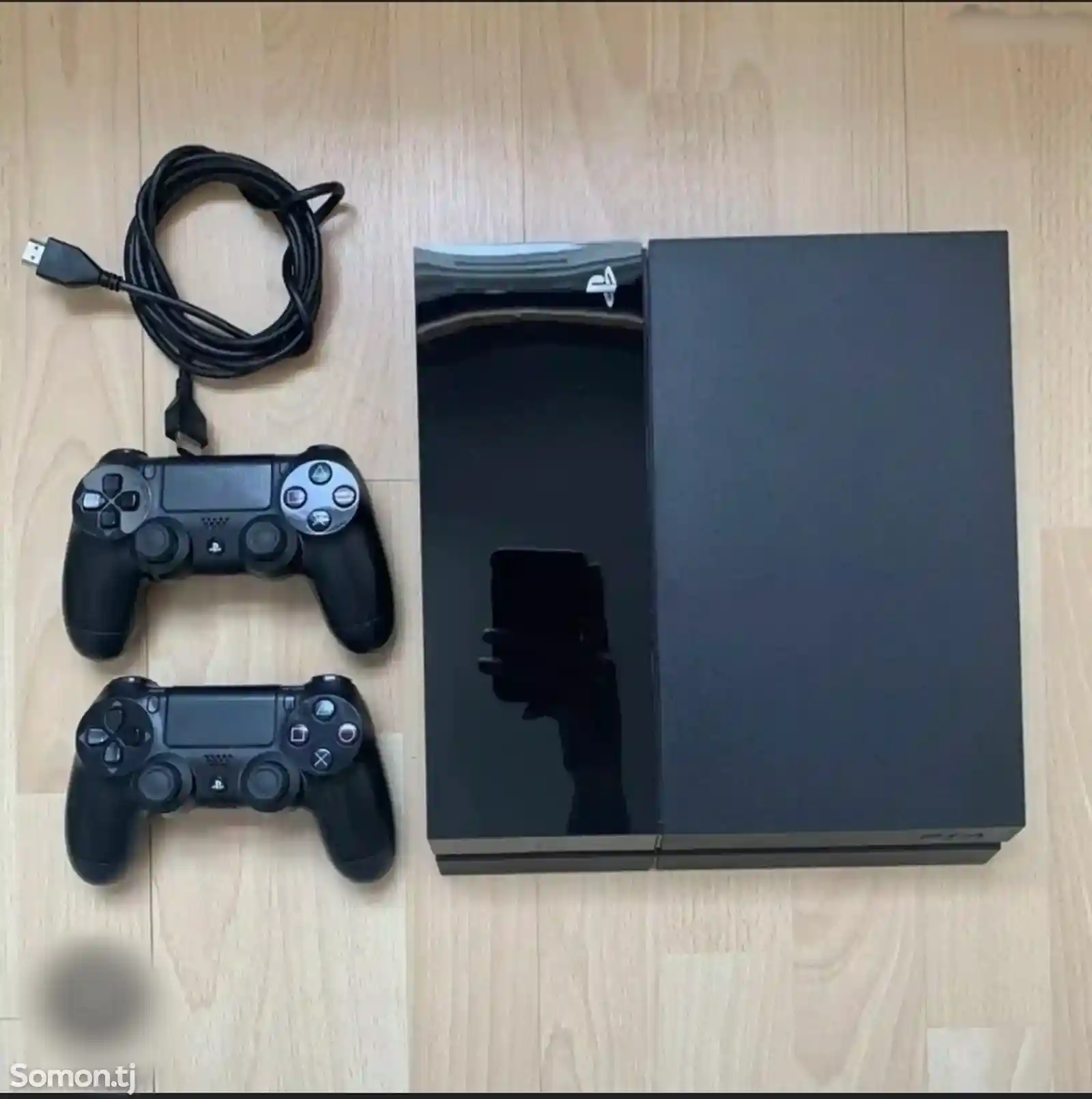 Игровая приставка Playstation 4 на прокат-1