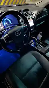 Toyota Camry, 2017-4