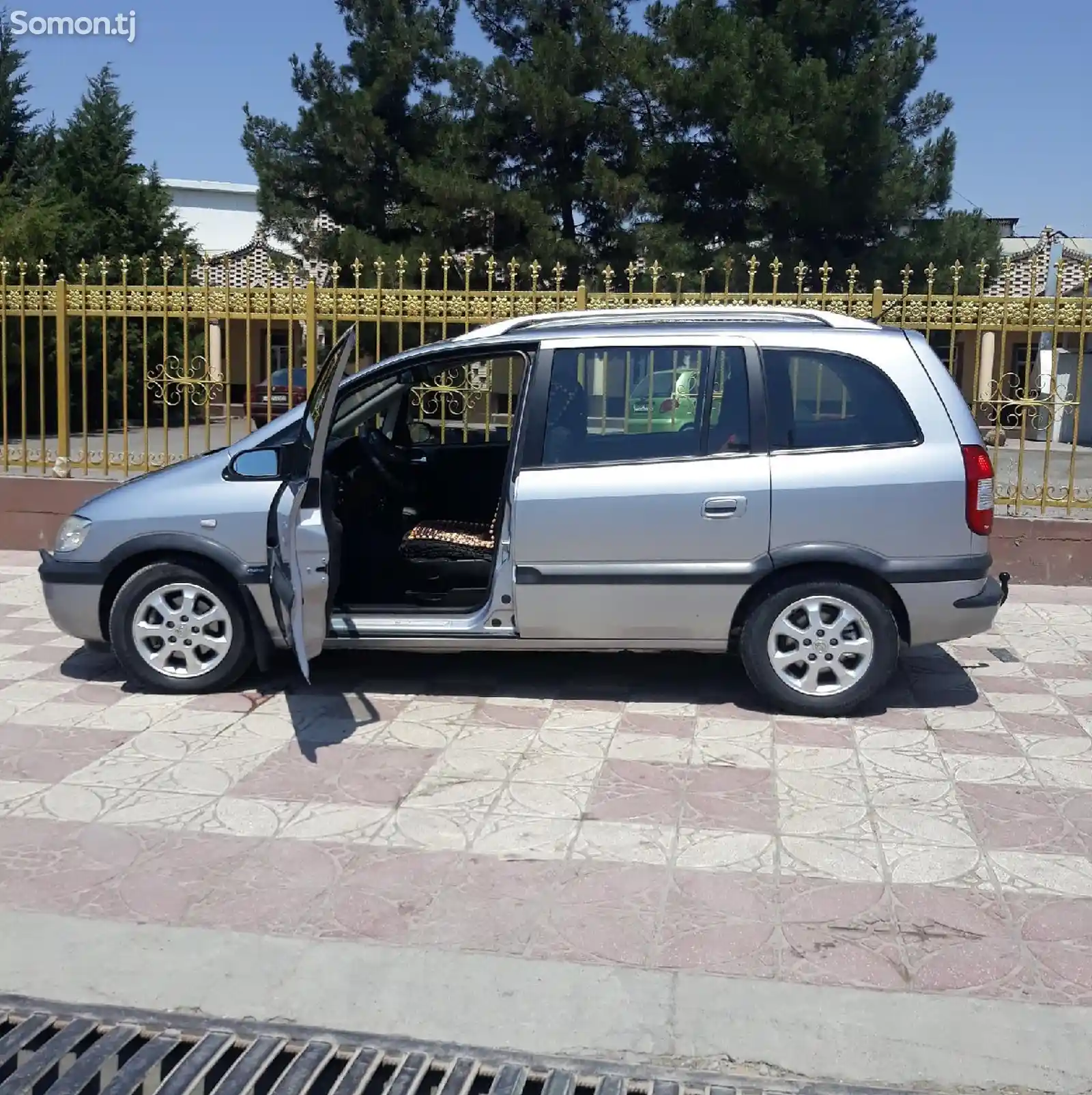 Opel Zafira, 2002-2