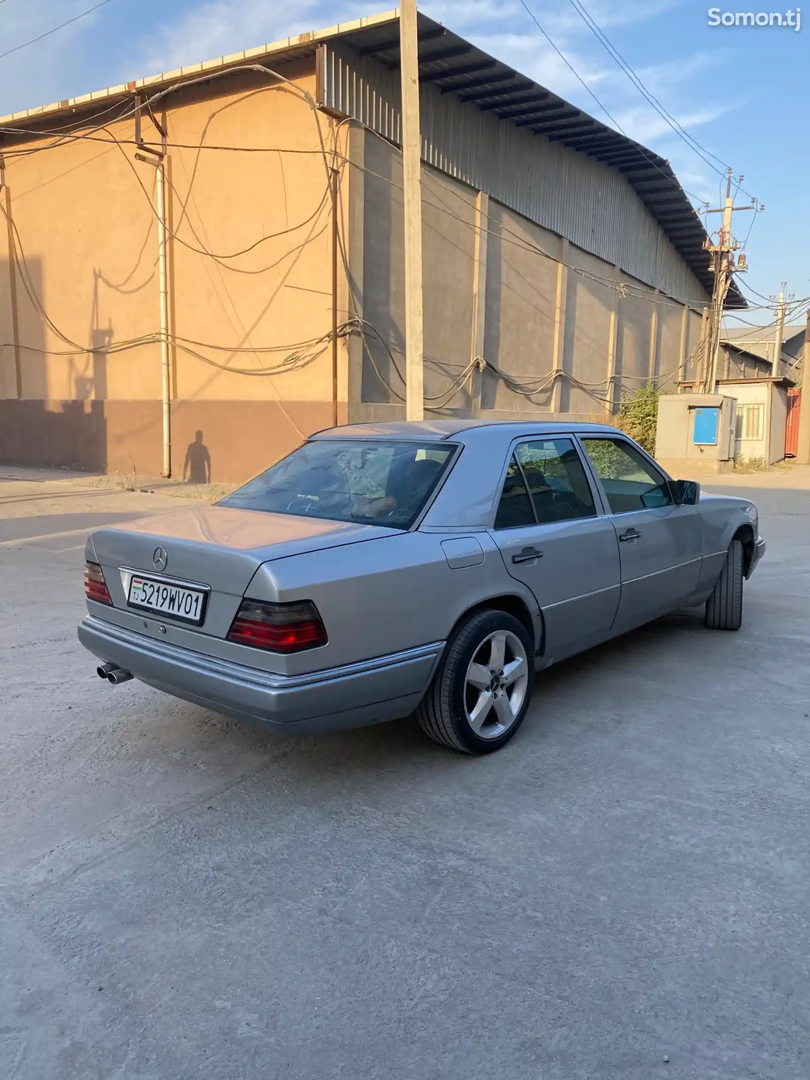 Mercedes-Benz W124, 1995-10