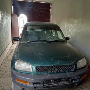 Toyota RAV 4, 1998