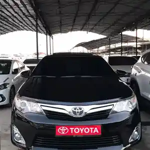 Toyota Camry, 2012