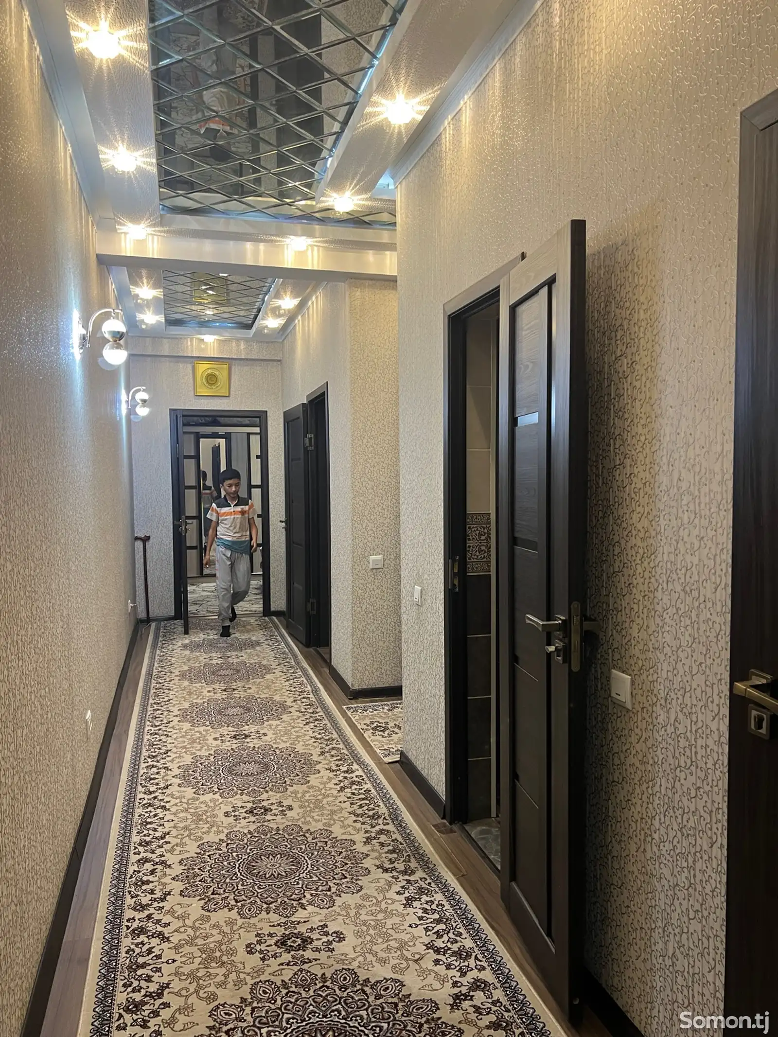 3-комн. квартира, 17 этаж, 84 м², Сино-9