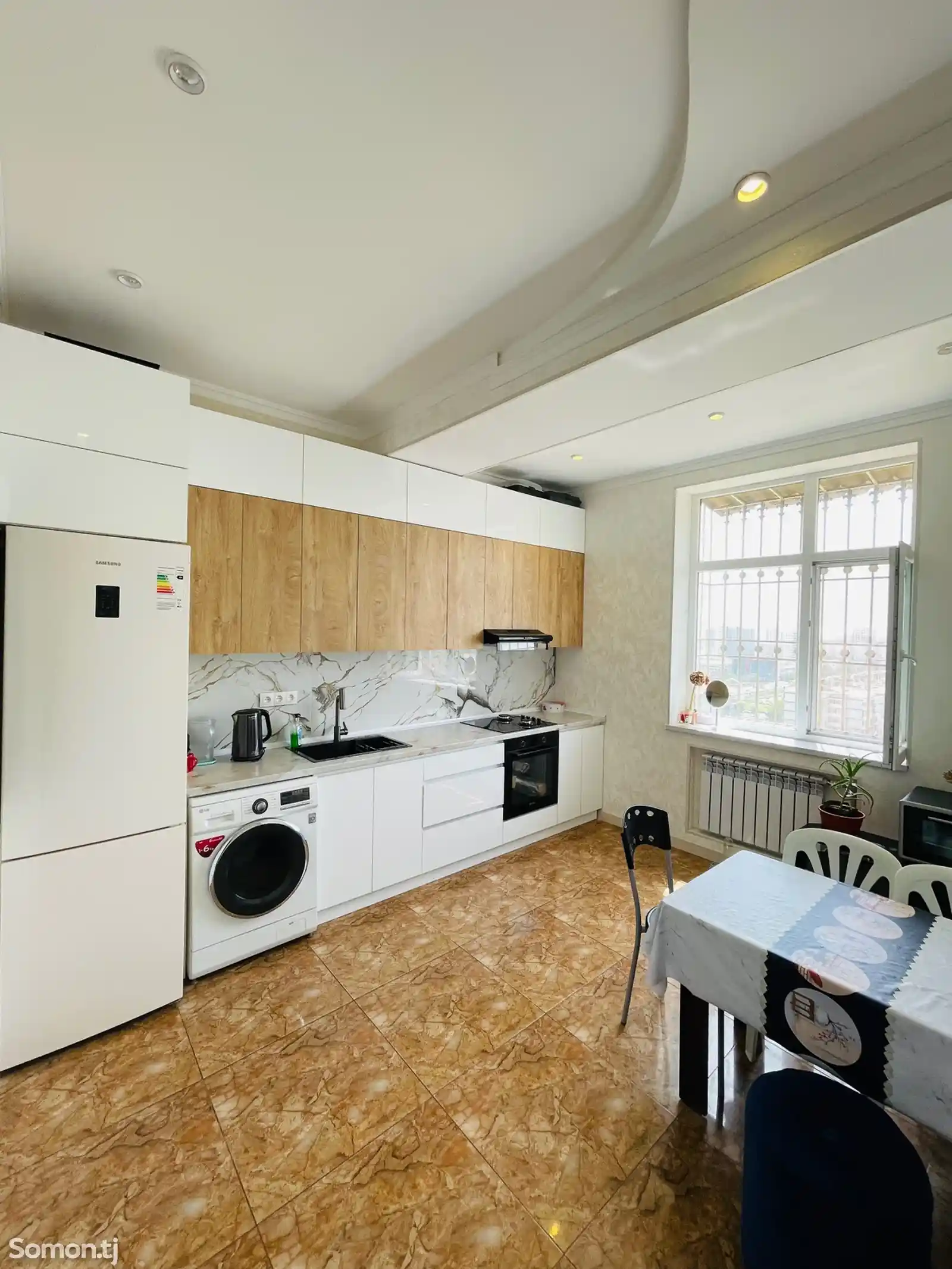 3-комн. квартира, 14 этаж, 76 м², Профсоюз-2