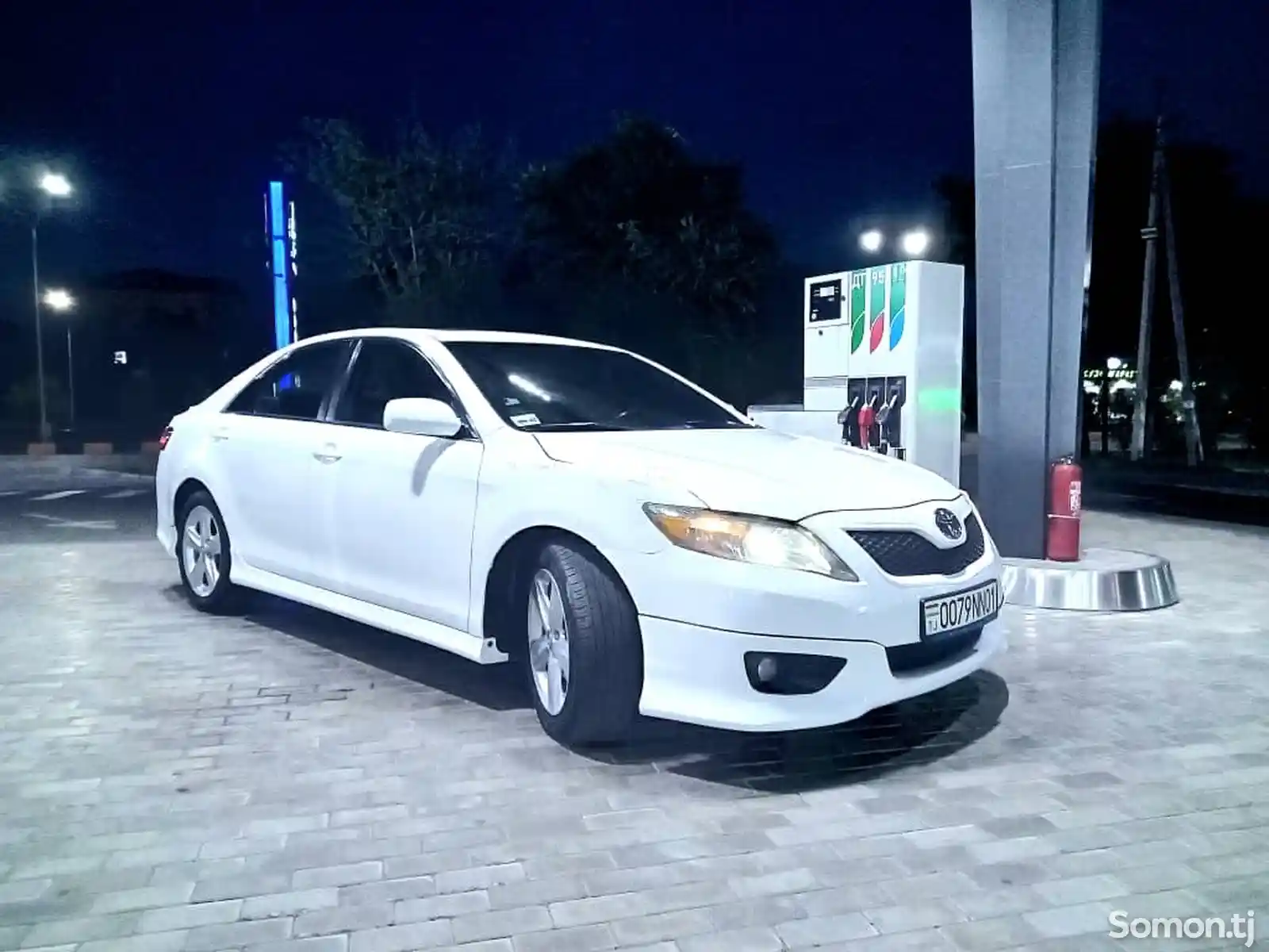 Toyota Camry, 2010-5