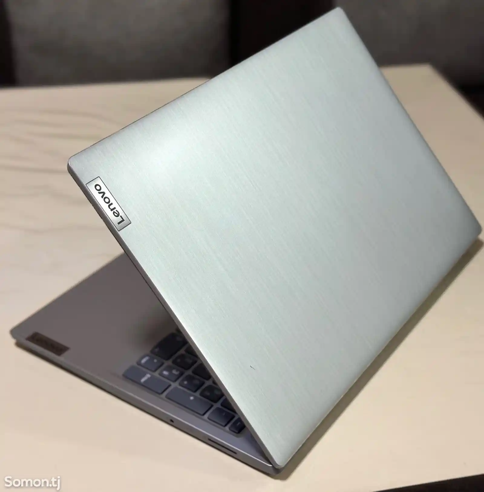 Ноутбук Lenovo IdeaPad 3-4