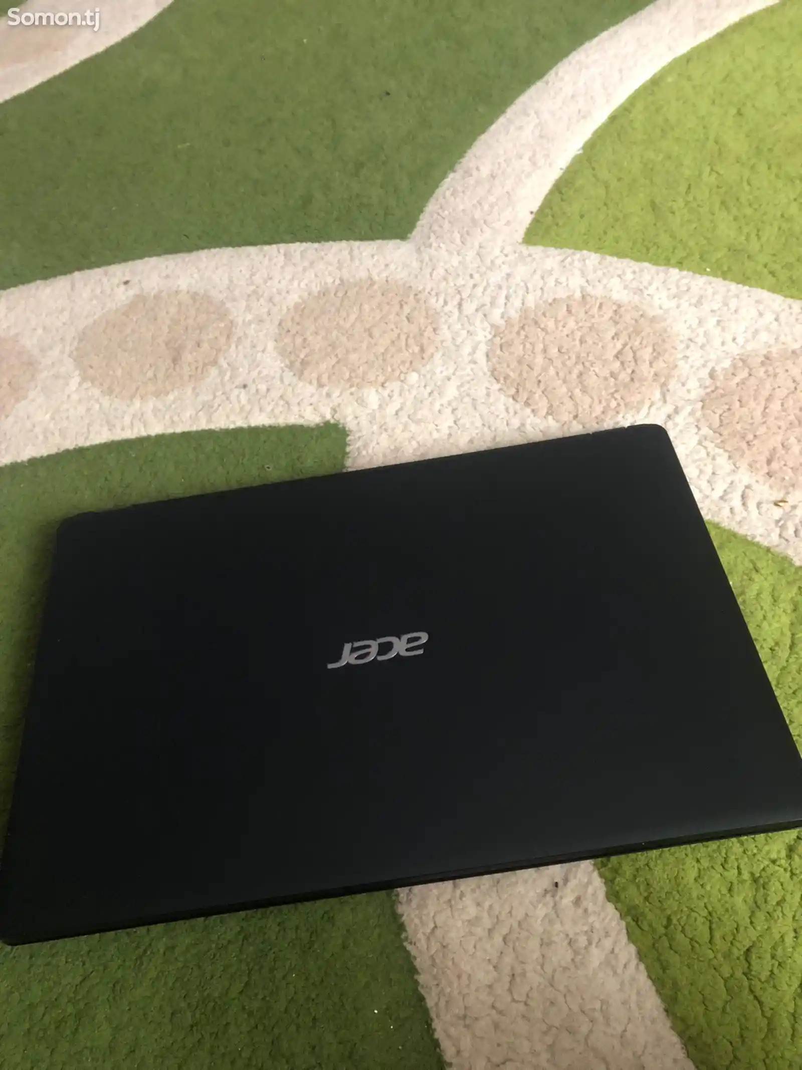 Ноутбук Acer aspire-1
