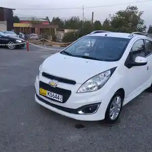 Chevrolet Spark, 2015