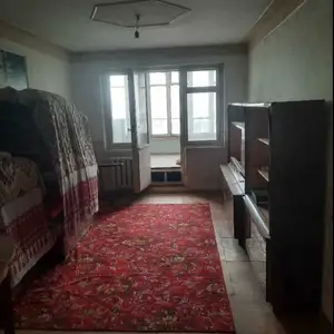 2-комн. квартира, 4 этаж, 50м², 12 мкр