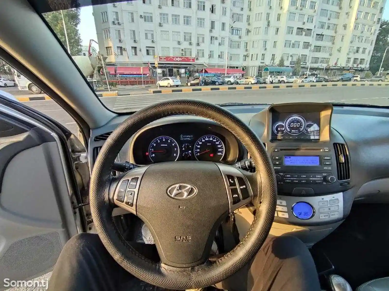 Hyundai Avante, 2010-8