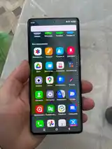 Телефон Infinix Note 40pro-3