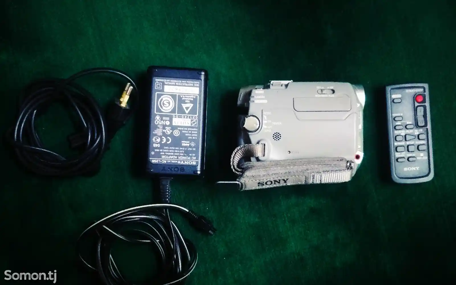 Кассетная мини DV видеокамера Sony DCR-HC18E-4