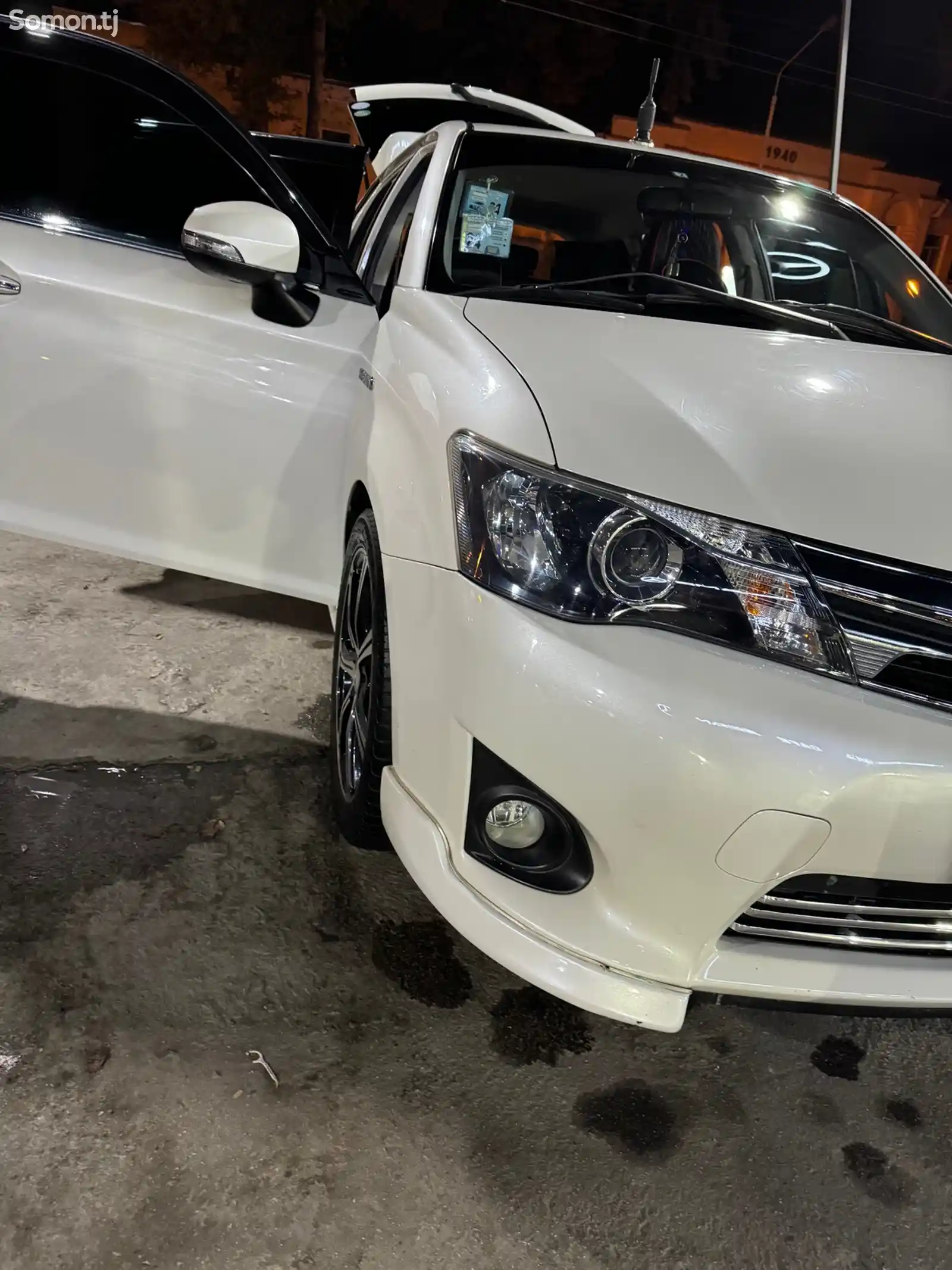 Toyota Fielder, 2015-14