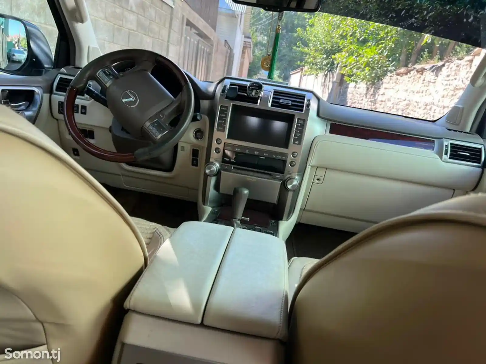 Lexus GX series, 2011-9