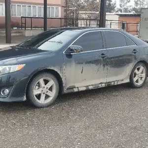 Toyota Camry, 2012