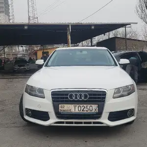 Audi A4, 2010