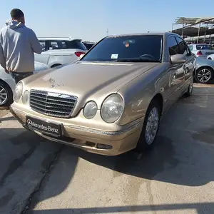 Mercedes-Benz E class, 2000