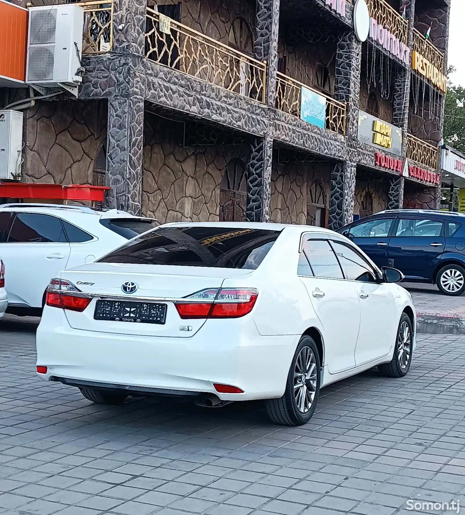 Toyota Camry, 2015-5