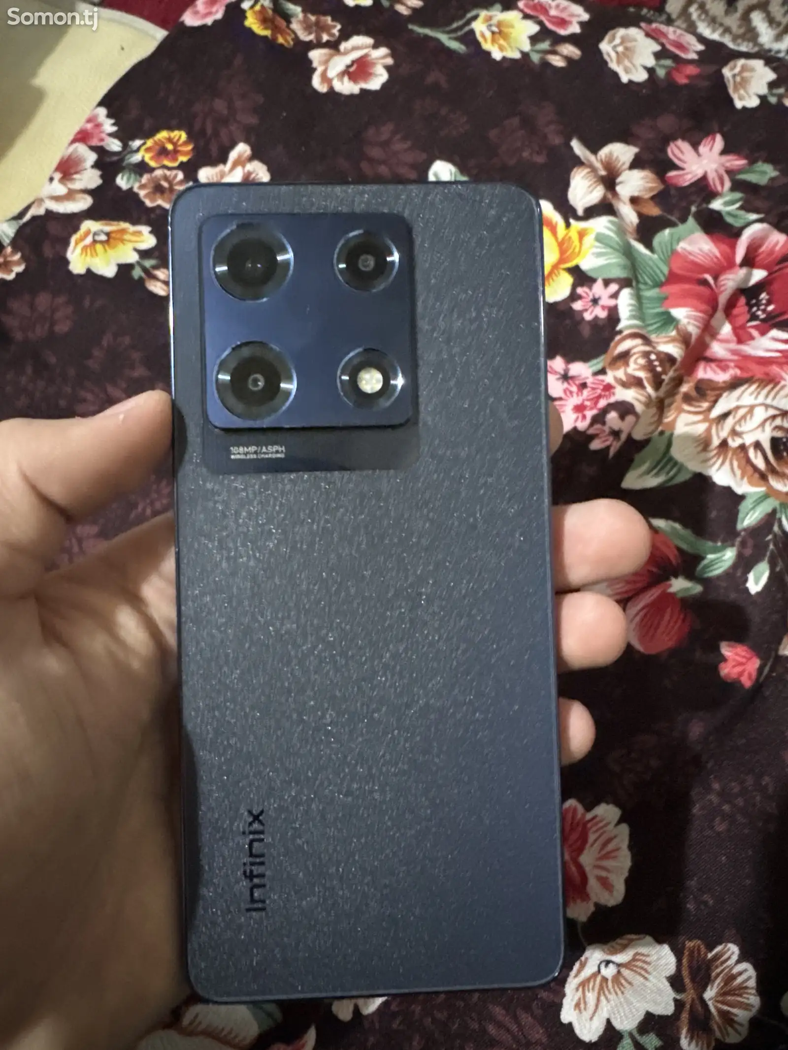 Infinix Note 30-1