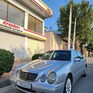 Mercedes-Benz E class, 2000