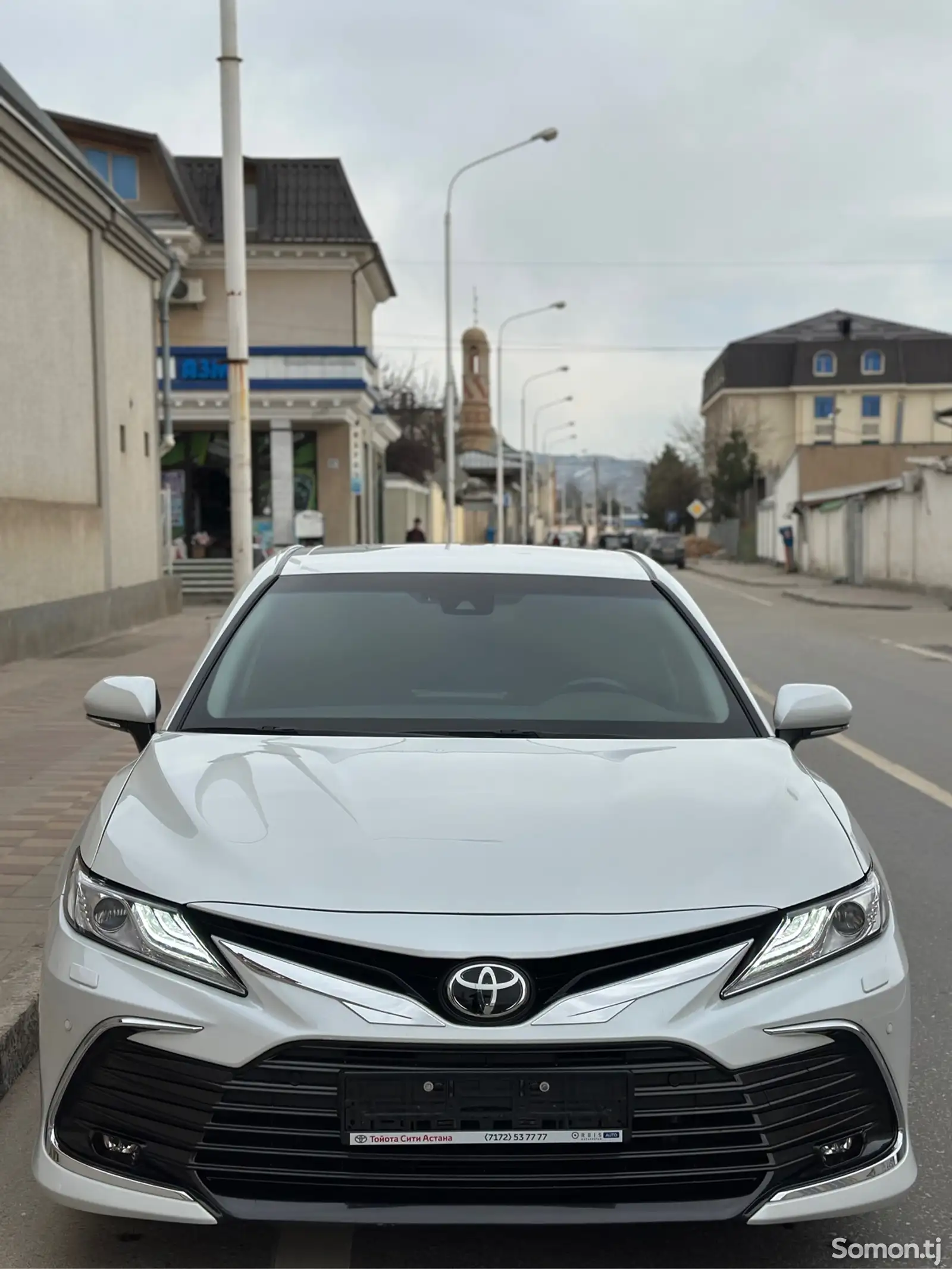 Toyota Camry, 2023-1