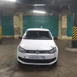 Volkswagen Polo, 2013