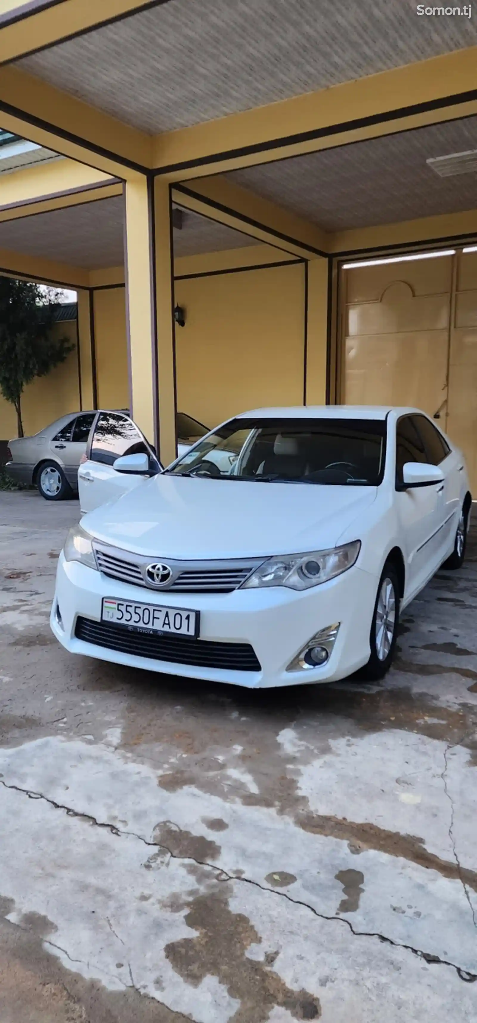 Toyota Camry, 2012-4