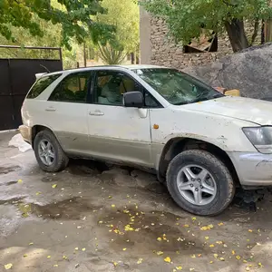 Toyota Harrier, 1998