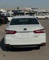 Toyota Camry, 2017-6