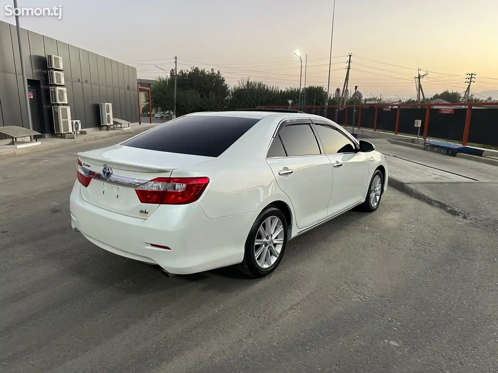 Toyota Camry, 2012-9