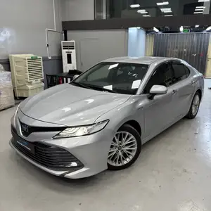 Toyota Camry, 2017