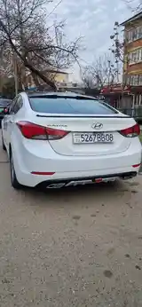 Hyundai Elantra, 2015-5