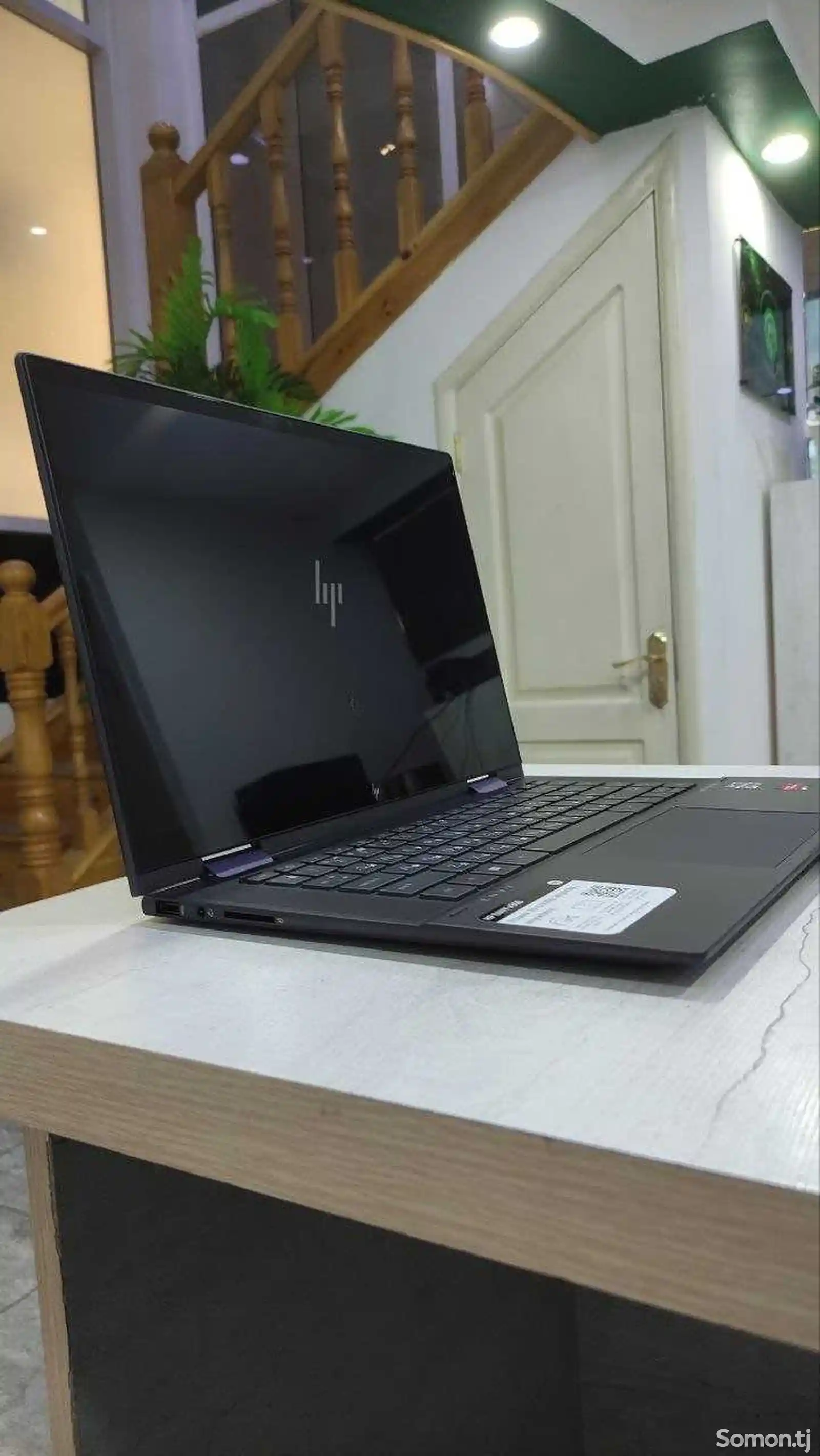 Ноутбук HP Envy x360 Touch-1