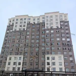 2-комн. квартира, 12 этаж, 69 м², Зарнисор