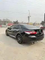 Toyota Camry, 2019-8