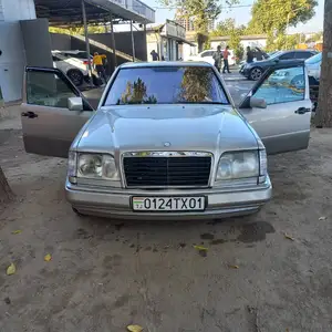 Mercedes-Benz W124, 1995