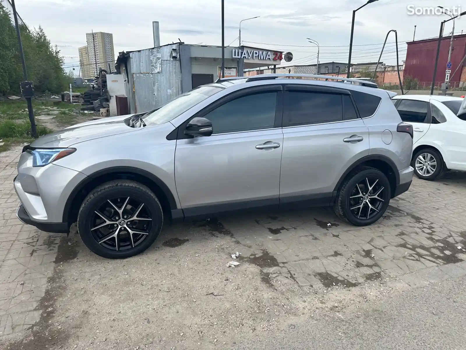 Toyota RAV 4, 2017-10