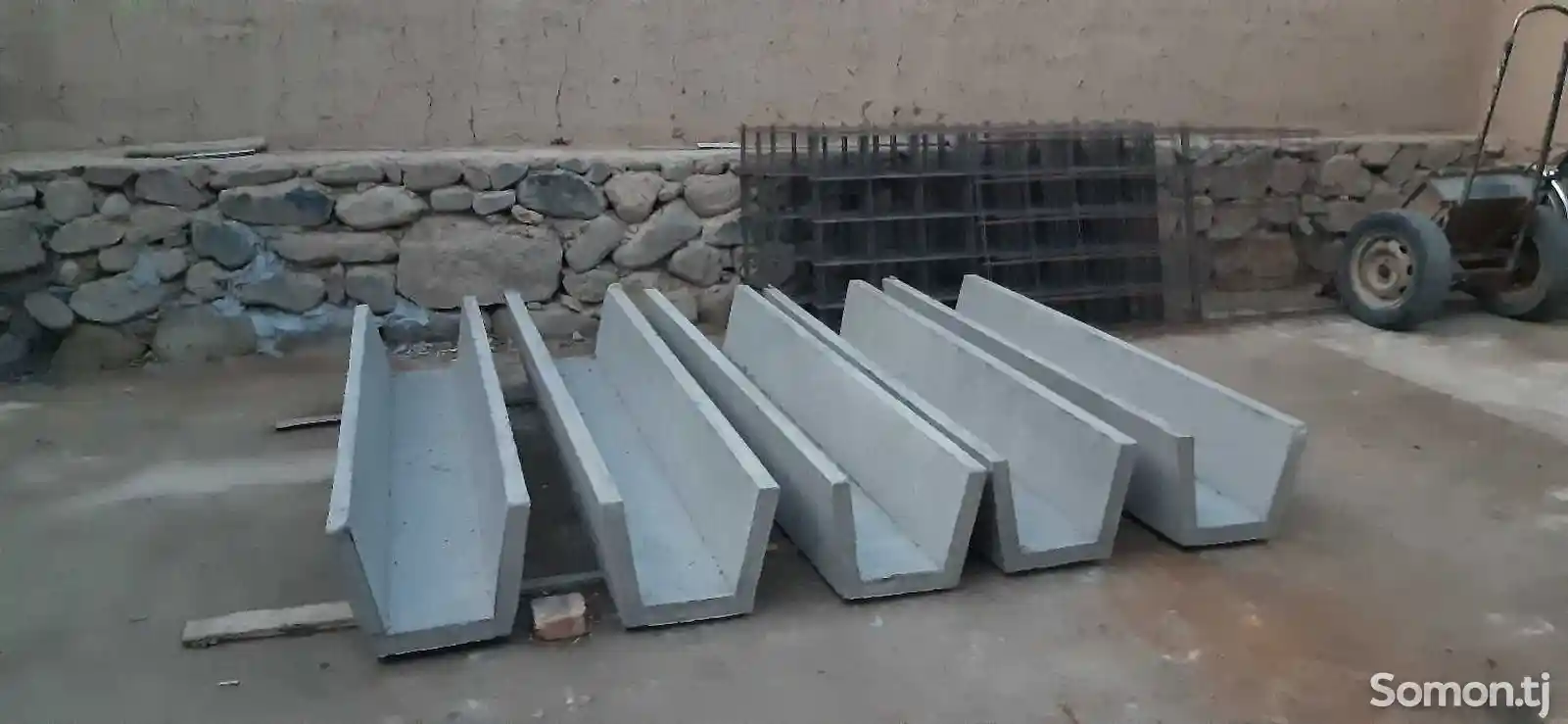 Производство бетонных лотков и заборов-3