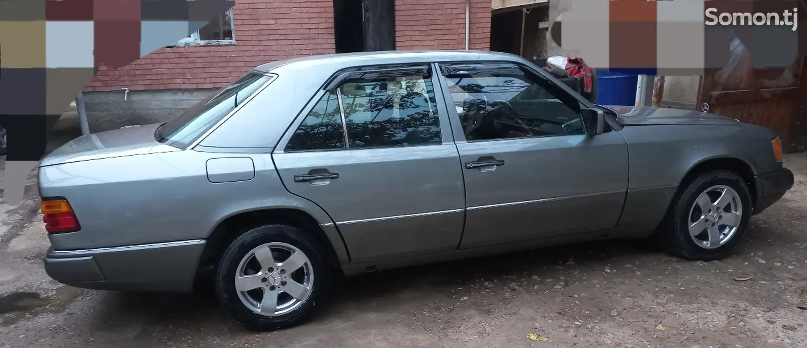 Mercedes-Benz W124, 1990-1