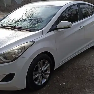 Hyundai Avante, 2011