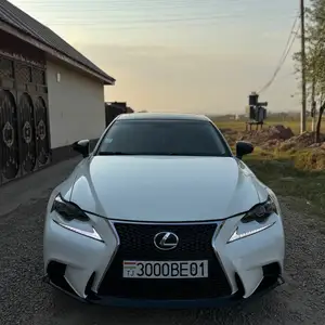 Lexus IS series, 2014