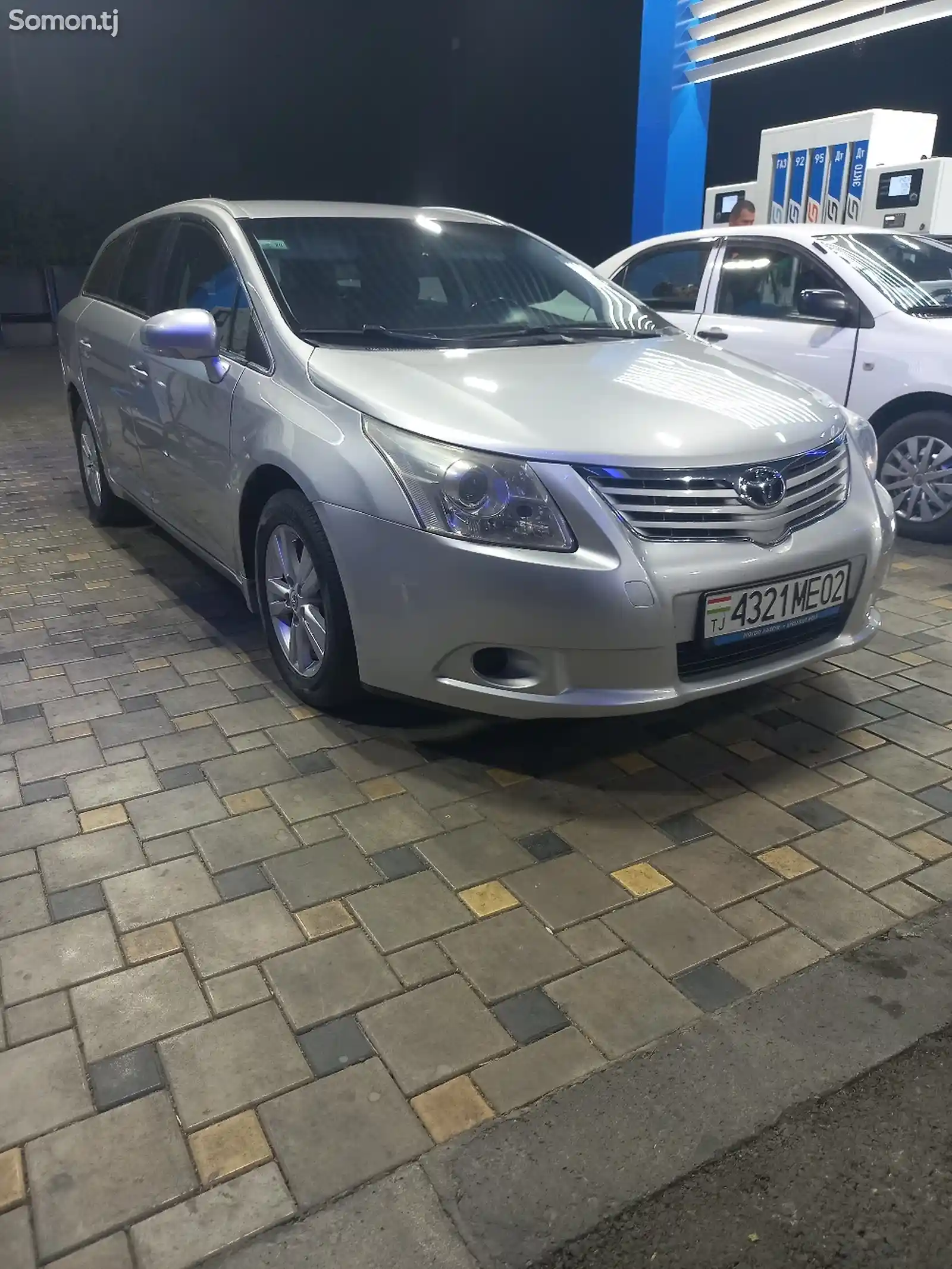 Toyota Avensis, 2011-2