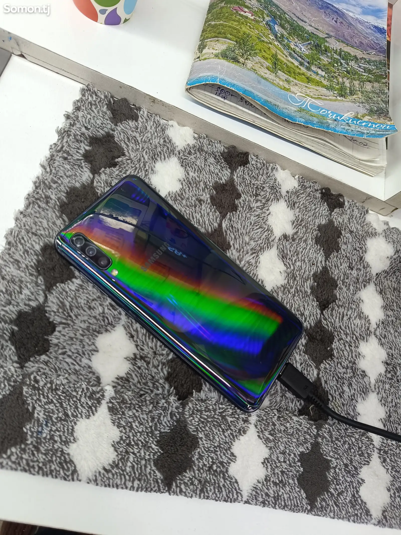 Samsung Galaxy A50-1