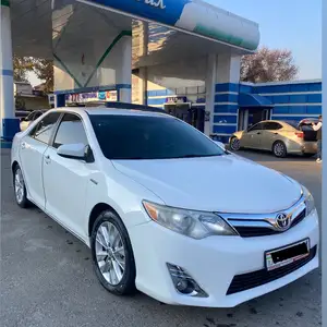 Toyota Camry, 2014